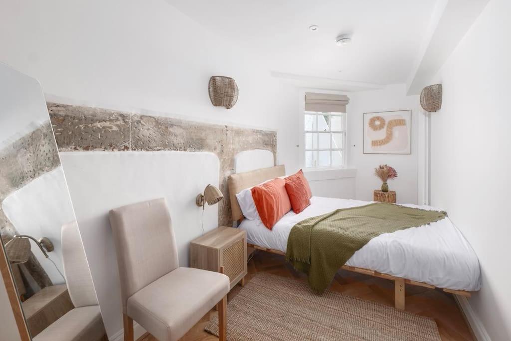 Spacious Apartment - 5 Minutes Walk To Bath Abbey Exterior foto